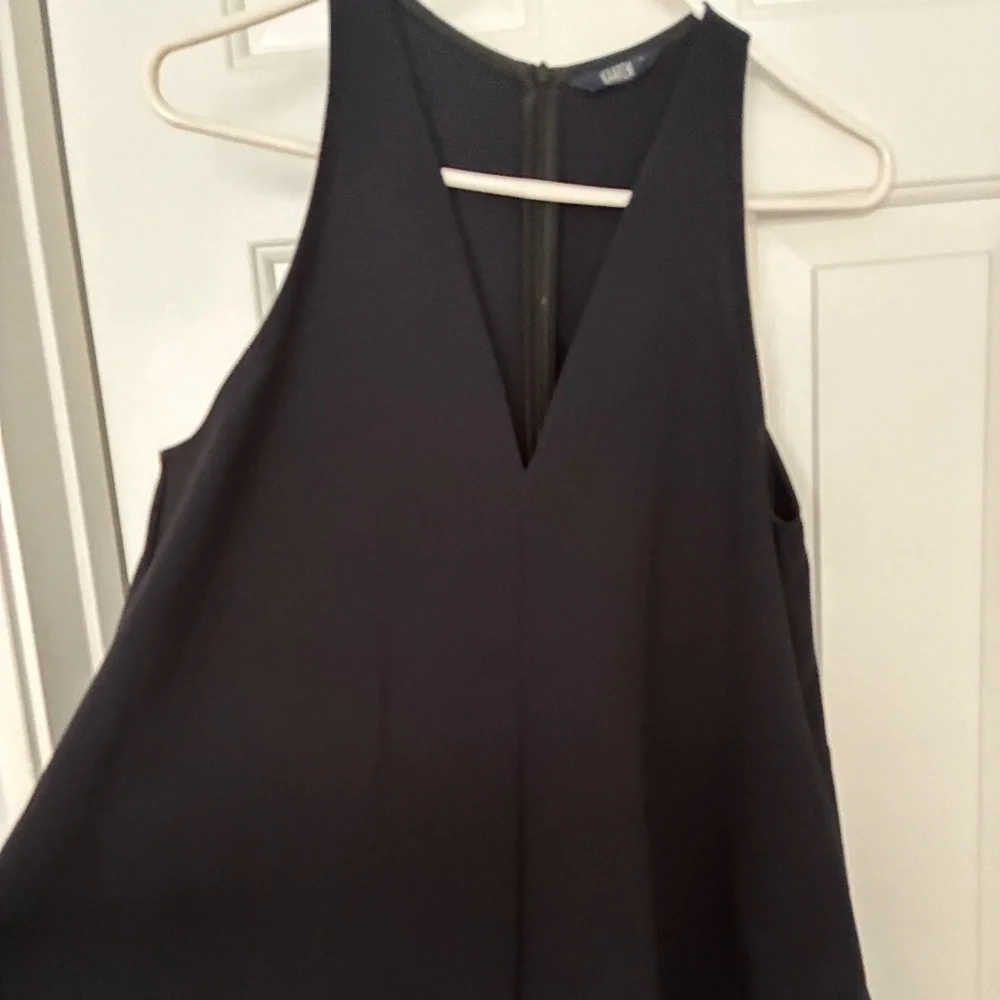 Kaarem Krachai V-Neck Pocket Onesie jumpsuit - Picture 4 of 7